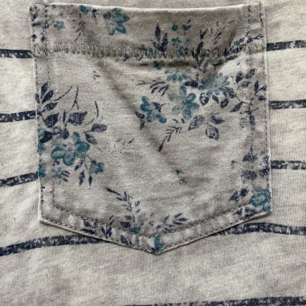 Gray and blue patterned t-shirt by Luv4Anouka - Picture 4 of 8